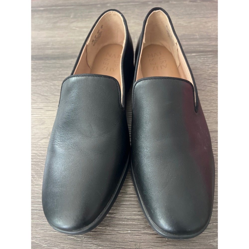 Naturalizer Effortless Black Leather Loafer Women's  8.5 Comfort Slip On NWOB